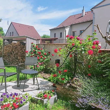 Apartman Kacov * Kacov