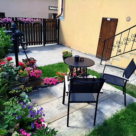 Apartman Kacov 아파트 Kácov